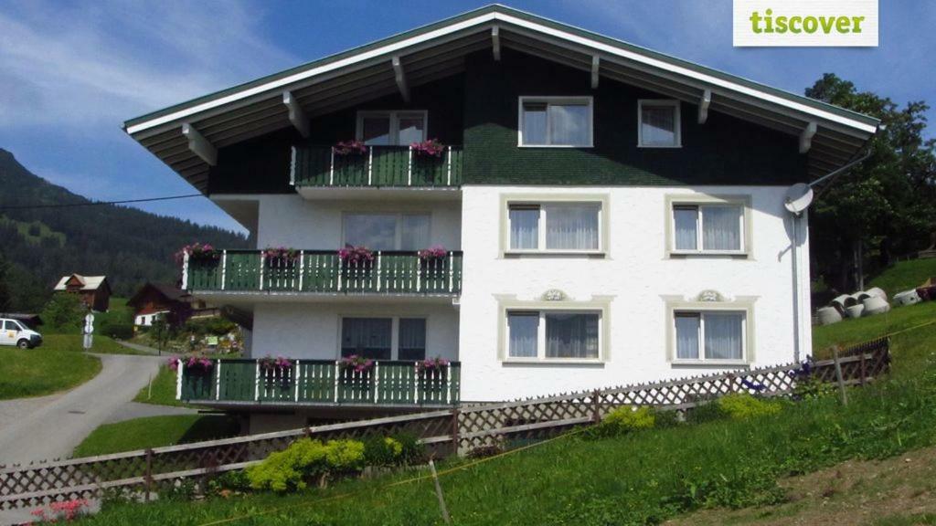 Haus Valuga Villa Bürserberg Exteriör bild